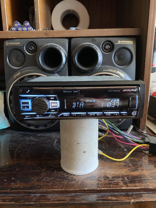 ALPINE UTE-204DAB - КАЧЕСТВЕН!- BLUETOOTH, USB, Aux плеър за кола, авто радио сд cd