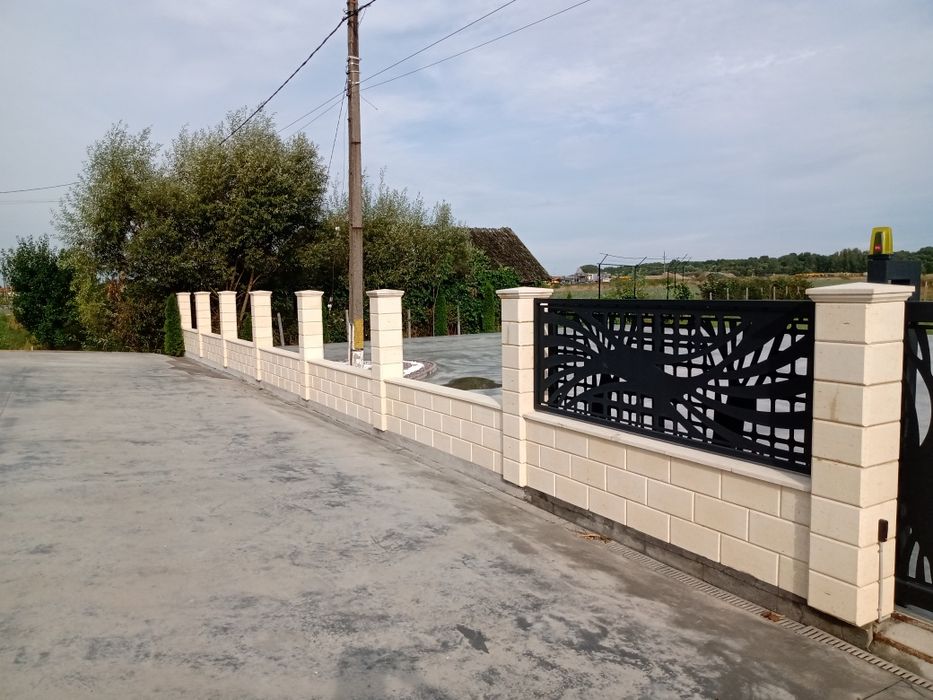 Finisaje interioare și exterioare