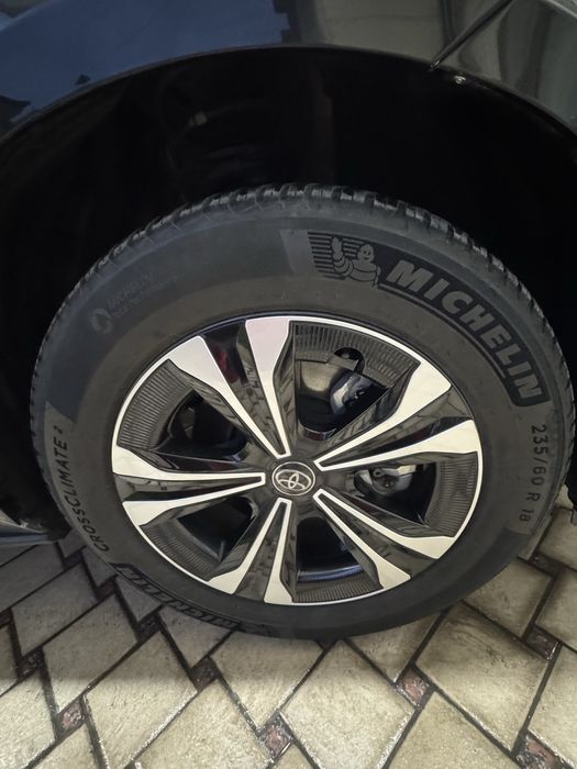 Toyota 4 Ведущие Ток 500 запас хода