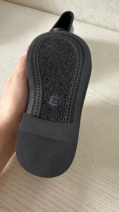 Детские лоферы черные