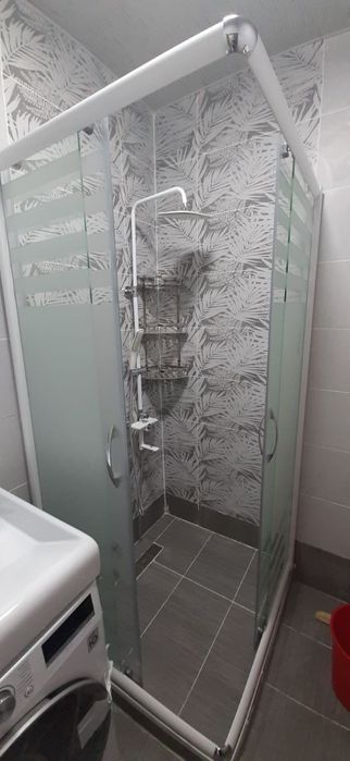 Продаётся СВОЯ 2в3 квартира. с удобствами! Недалеко от Эко базара!