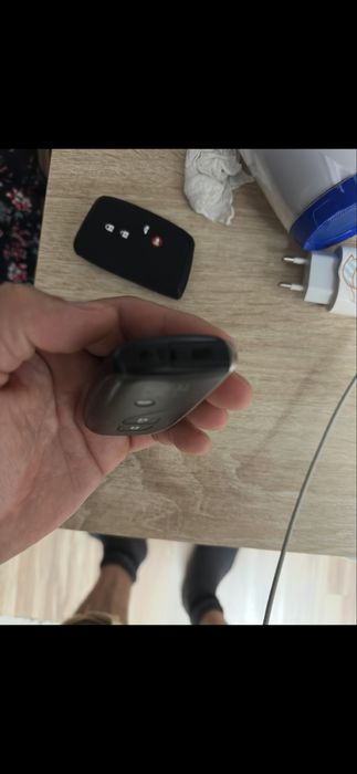 Ключи от Lexus LS 460.