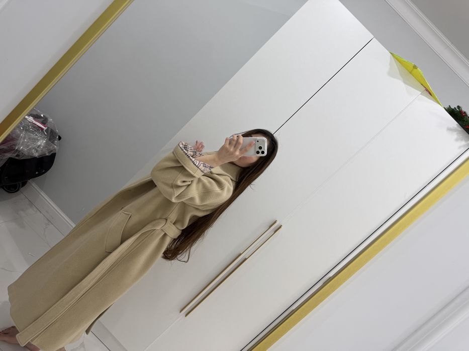 Продам пальто Кз бренда