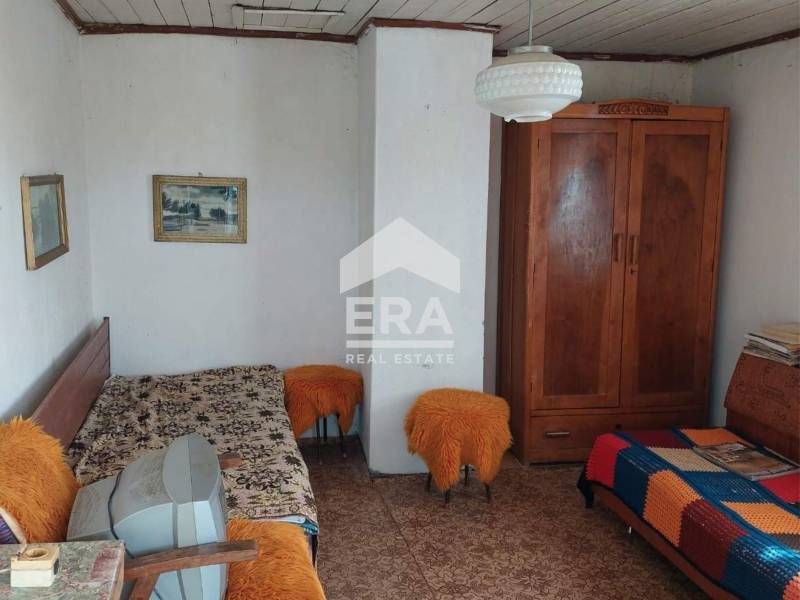 Продава се Къща в с. Изворище, Област Бургас - 18 кв.м за 816 €/кв.м - Снимка #4