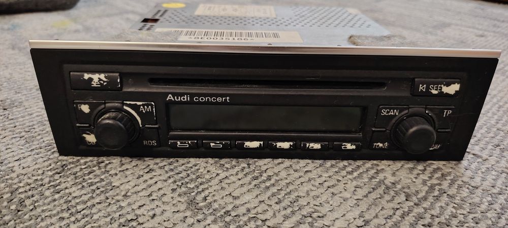 Radio casetofon CD original AUDI