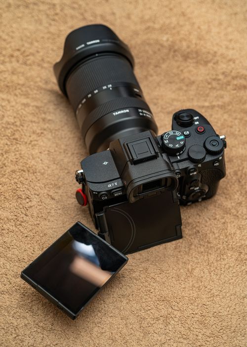 Срочно камера Sony A7V (Тушка)