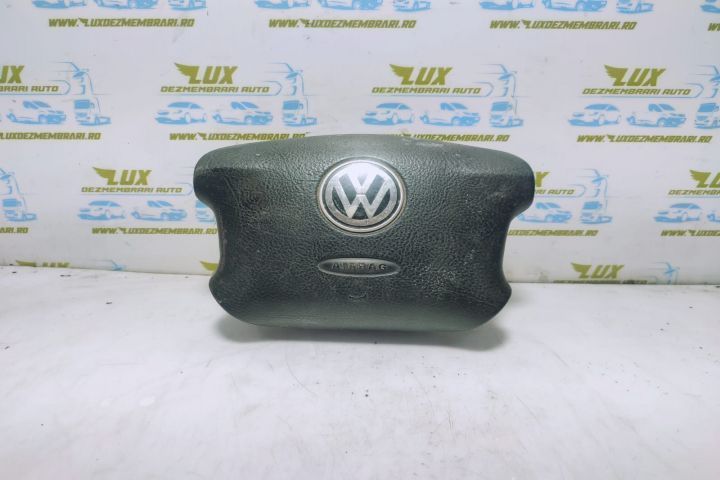 Airbag volan 3b0880201am Volkswagen VW Golf 4  [din 1997 pana  2006] seria