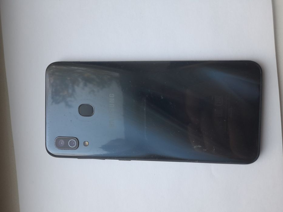 Sumsung galaxy a30