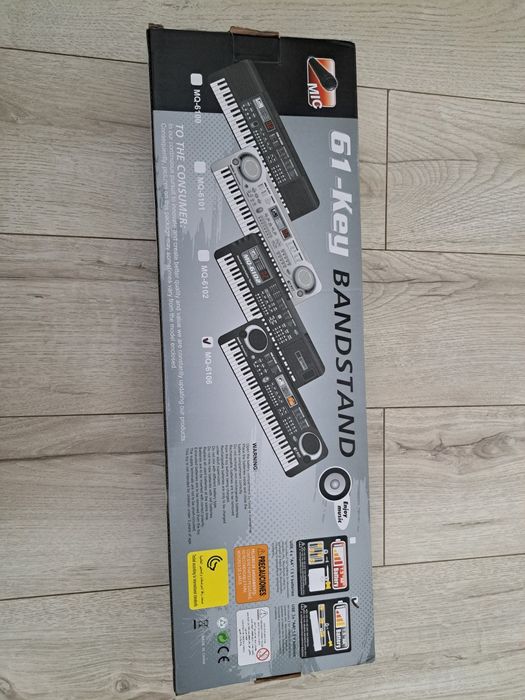 Vand orga electronică cu 61 clape