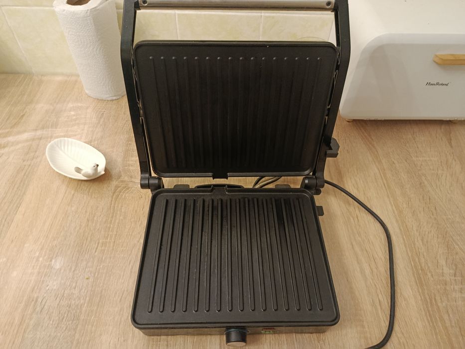 Продам контактный гриль Кенвуд (оригинал).