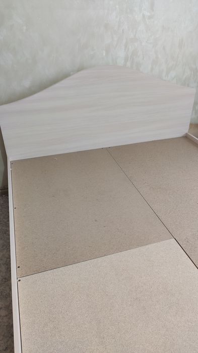 Продам кровать б/у