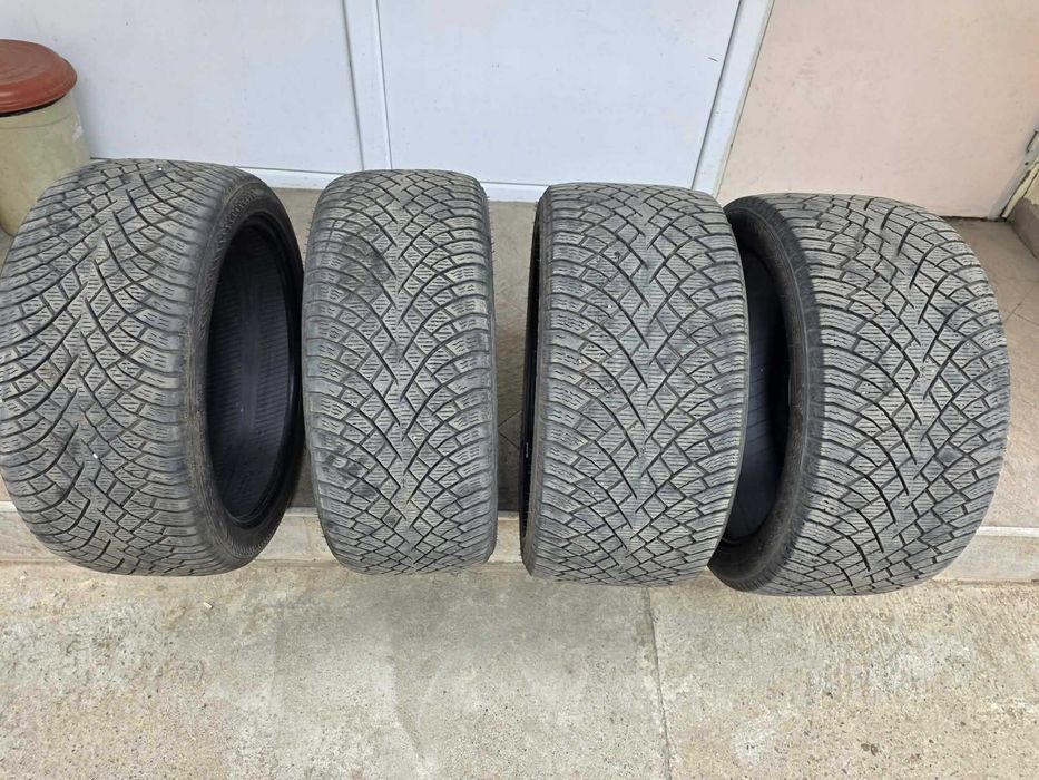 Зимни гуми 19" спорт пакет Nokian Hakkapeliitta R5