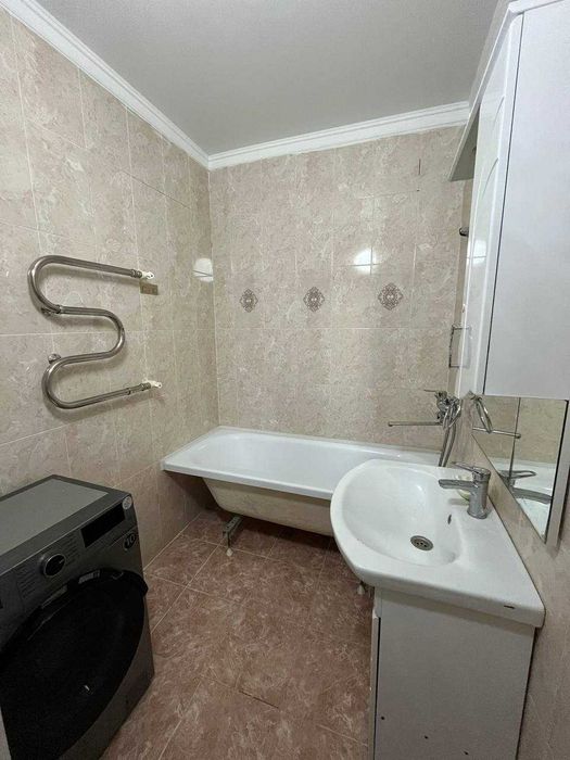 Продам 2х комн кв Батыс с ремонтом