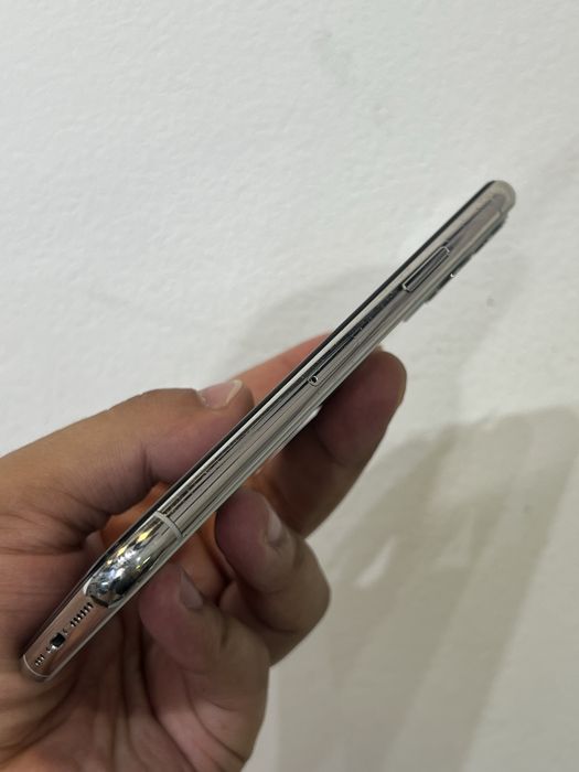 Продам Iphone 11 pro 64 GB