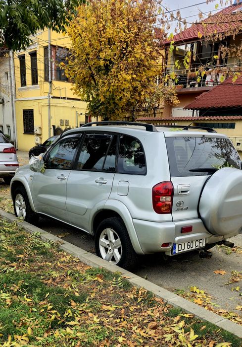 Vand Toyota Rav4 4x4 Diesel