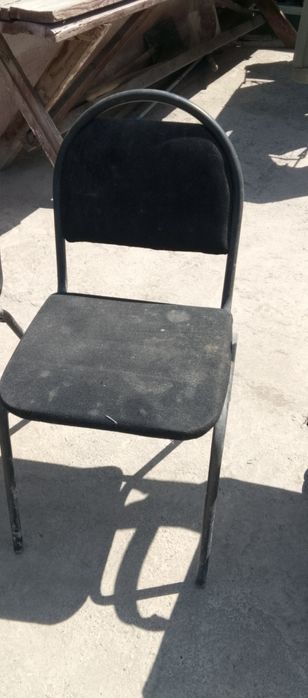Срочно продам стулья
