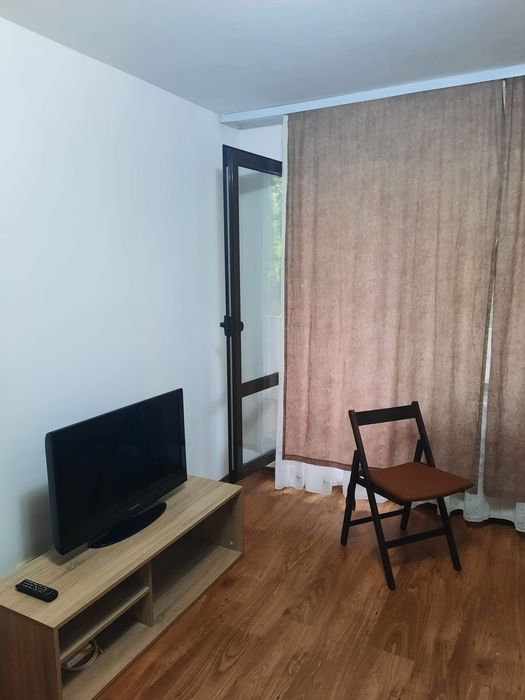 Garsoniera pentru închiriere