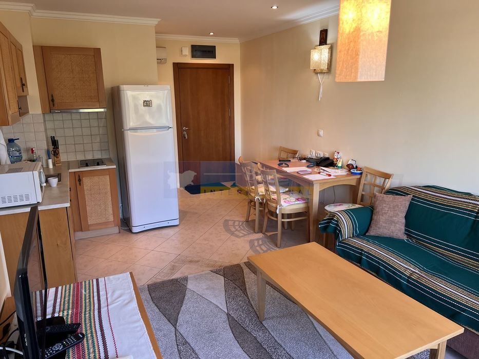 Продава се Тристаен апартамент в Созопол - 92 кв.м за 843 €/кв.м - Снимка #3