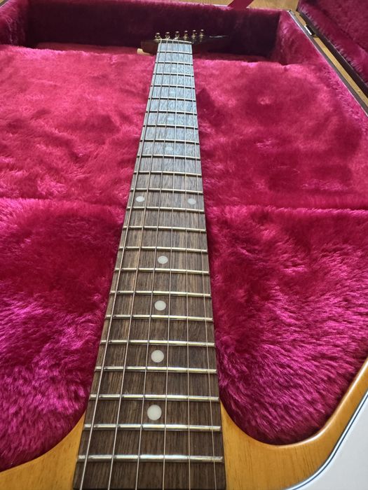 Epiphone Korina Explorer Inspired by Gibson custom shop