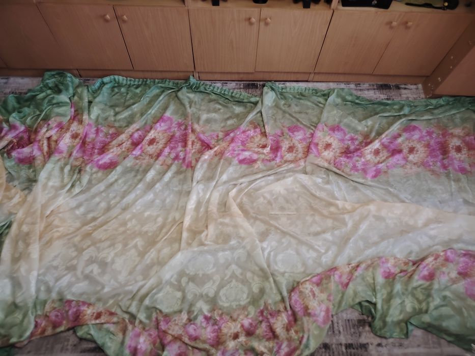 Продаю шторы и тюль