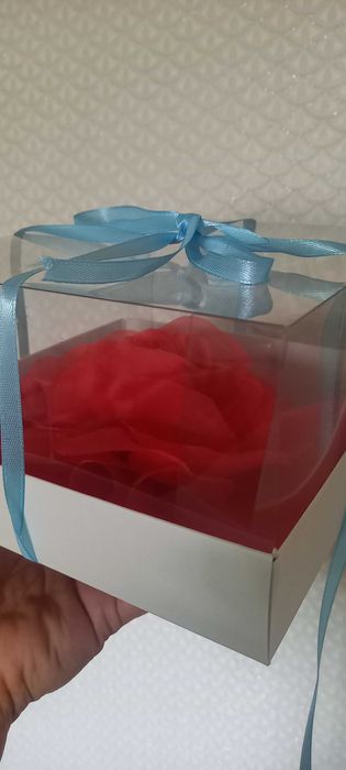 Брошь цветок в подарок