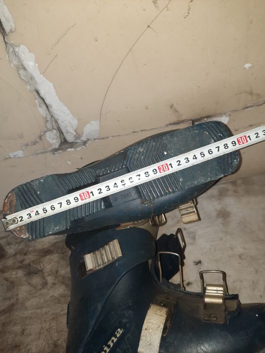 Ски обувки Alpina