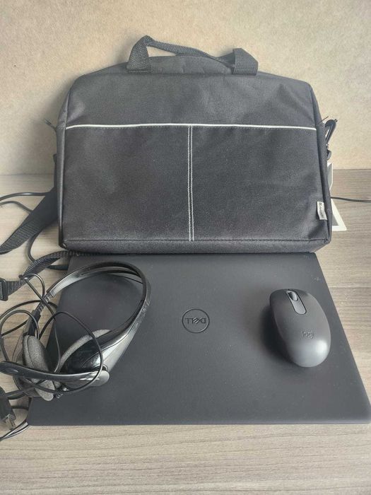 Срочно продается Ноутбук DELL Vostro 3530