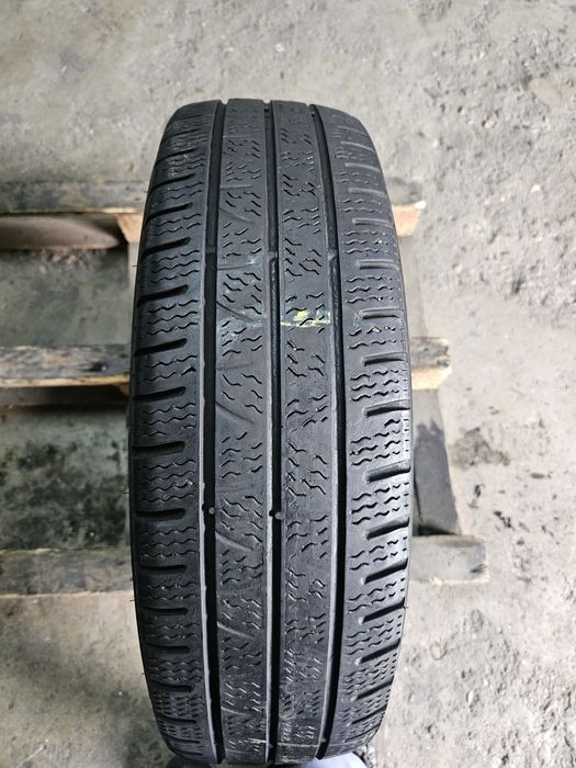 1 anvelopa iarna 195 75 16C Pirelli