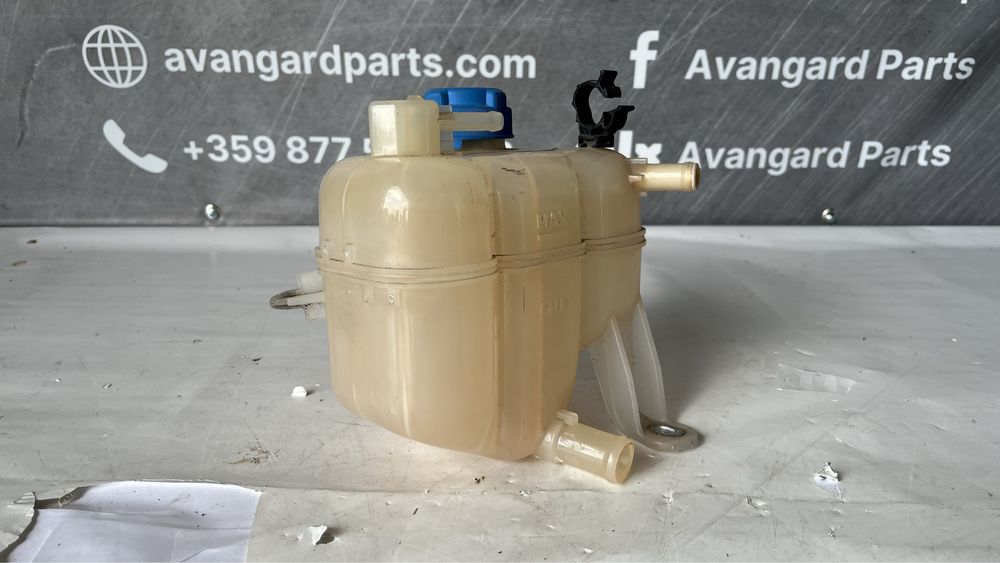Казанче за антифриз Fiat 500