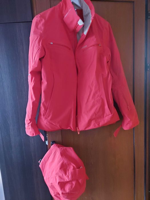 Изгодно дамски ски якета и мъжки ски панталон