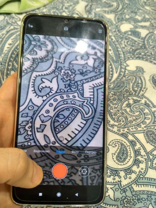 Mi 9 lite 6/64 gb обмен