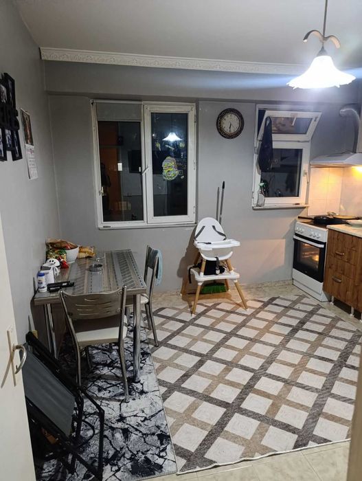 Продава се Тристаен апартамент в Хасково, Възраждане - 82 кв.м за 467 €/кв.м - Снимка #1