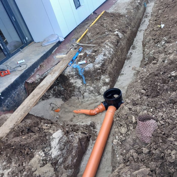 Canalizare exterioara la 110 lei / ml manopera