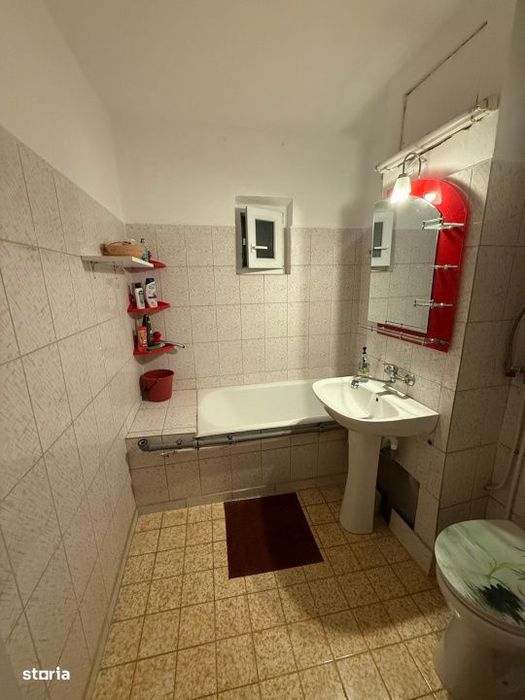 Apartament 2 camere, decomandat, 49 mp, zona Sarari