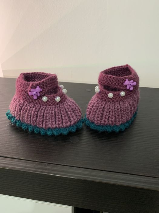 Botosi/cipici tricotati manual
