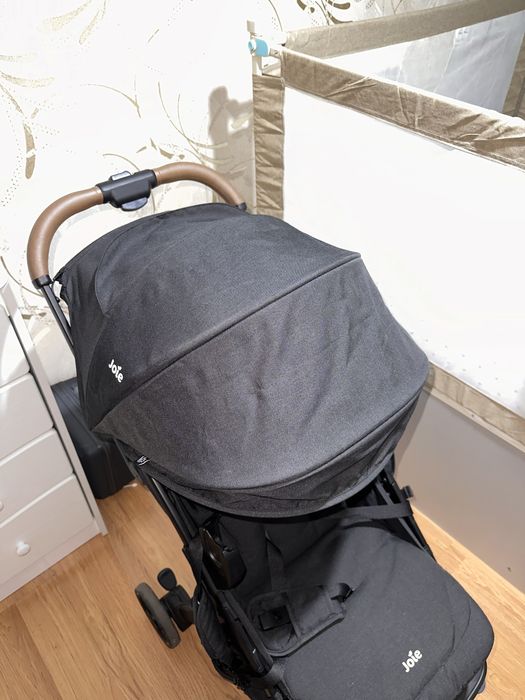 Joie pact pro в отличном состояний