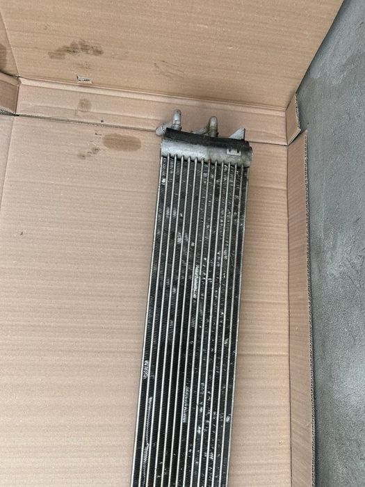 Radiator bmw M5 F90 M8 F91 F92 F93  550i 850i