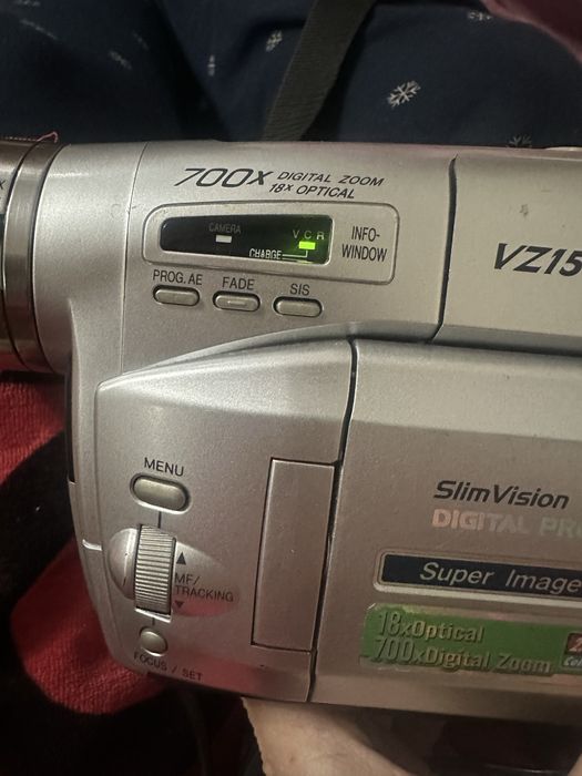 Видеокамера Panasonic NV-VZ15 (VHS-C)