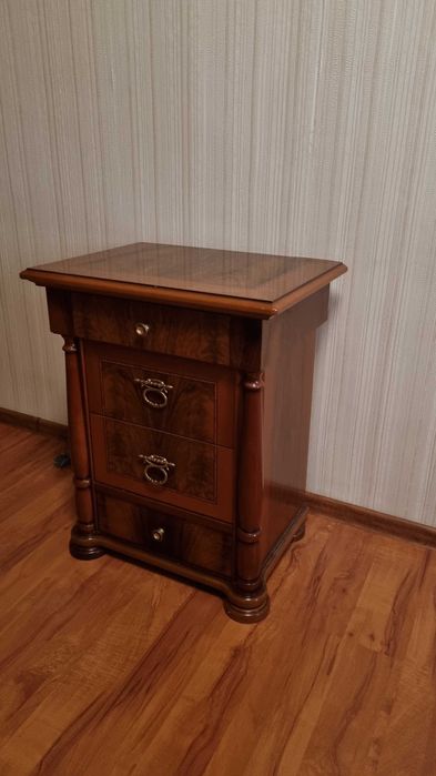 Мебель спальный гарнитур