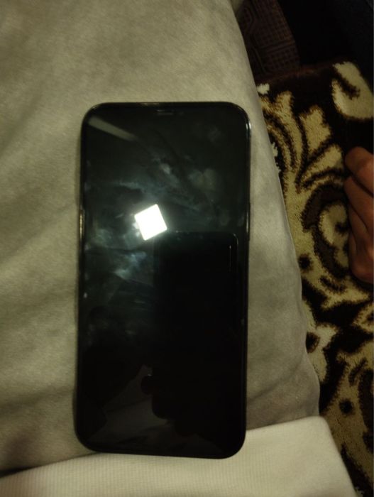 Iphone 12 pro max sotiladi 128gb xotira xolati judayam ideal rangi kok