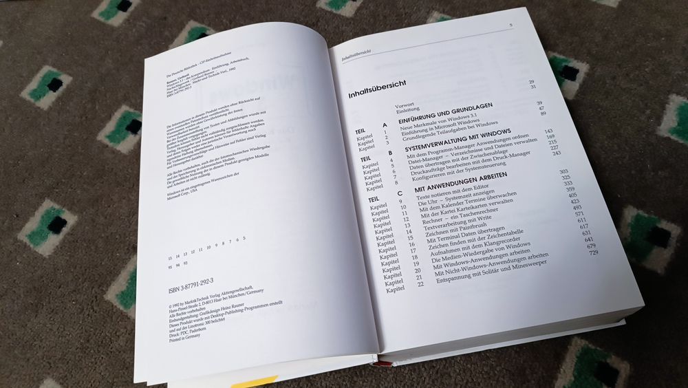 Луксозно ръководство за Windows 
3.1 на немски език