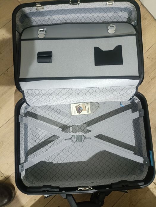 Troller Mediu ca nou.