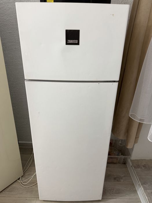 Продам холодильник бу