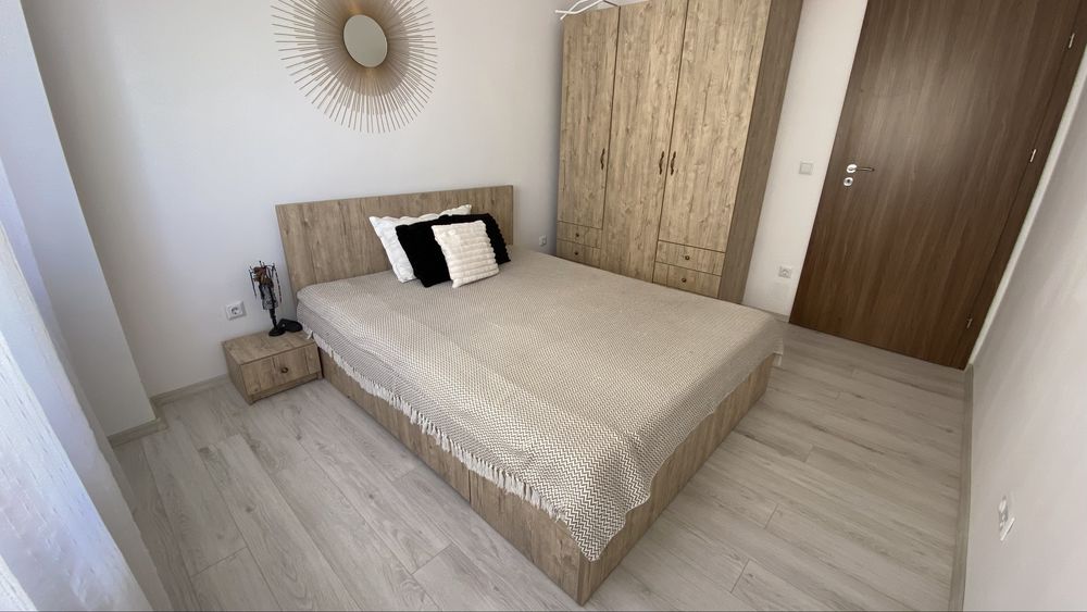 Vand apartament 3 camere
