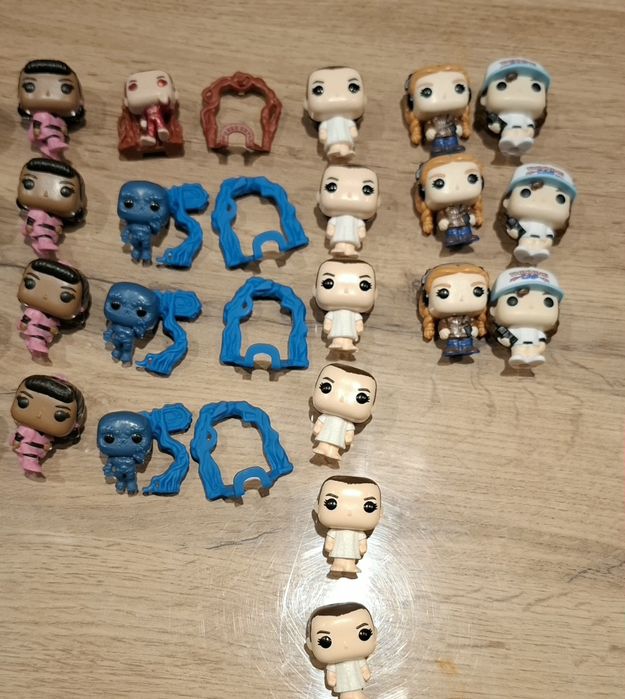 Strenger things kinder joy Фигурки