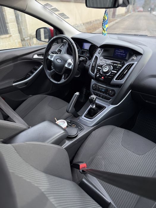 De vanzare Ford Focus 1.0 benzina Accept si variante +/-