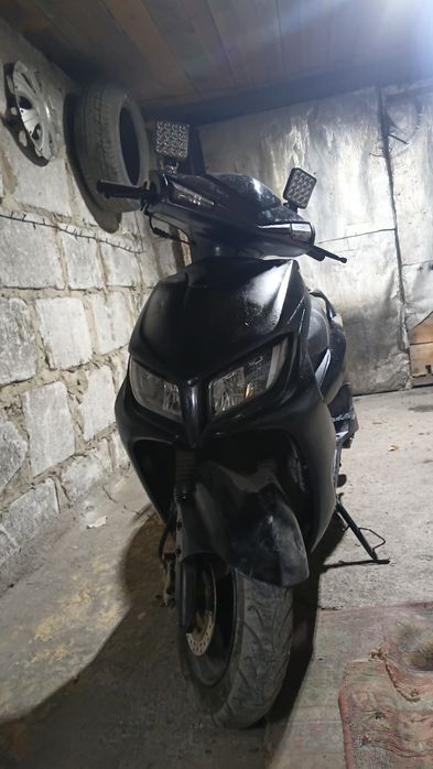 Продам скутер м8 150куб