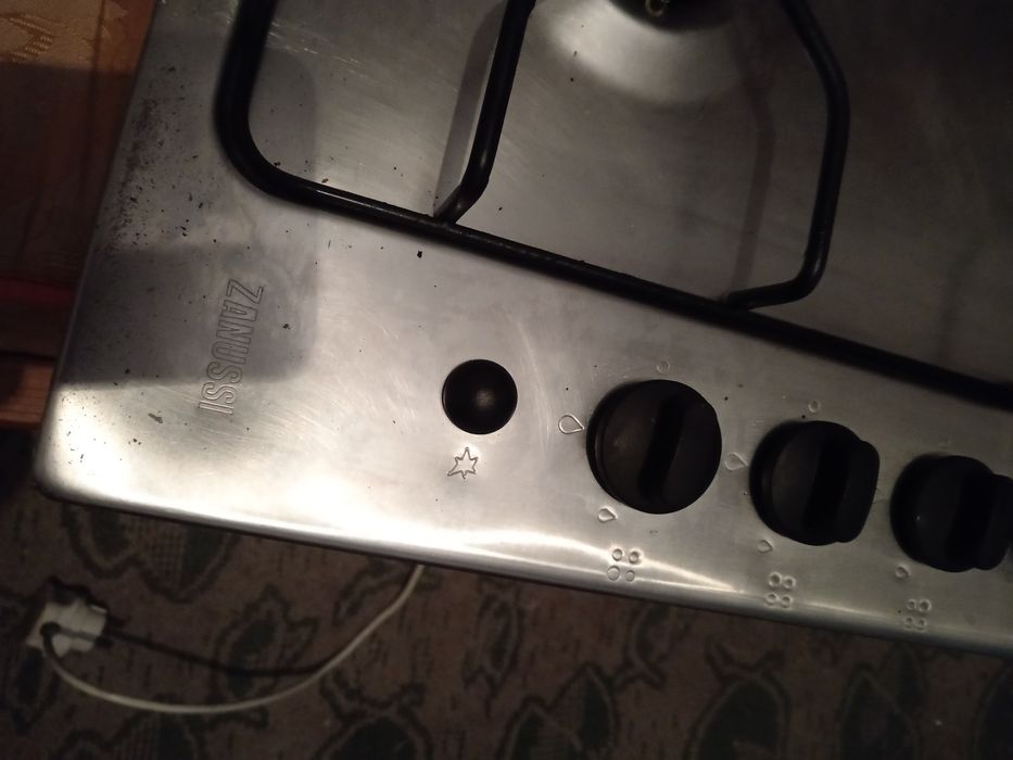 Vând plita inox  Electrolux și Zanussi