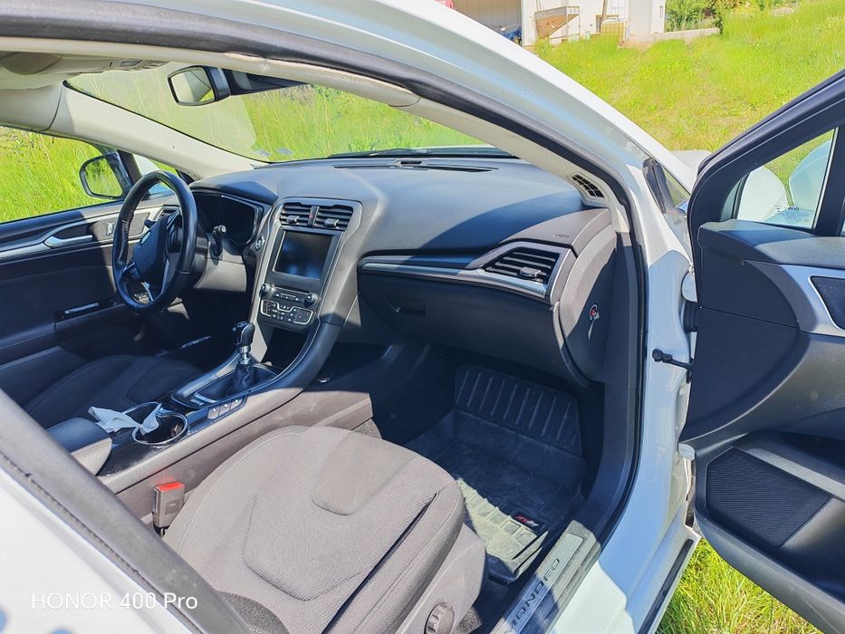 Ford Mondeo 2000cc mk5