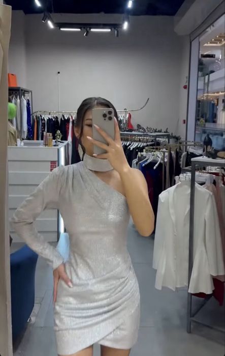 блестящее вечернее платье